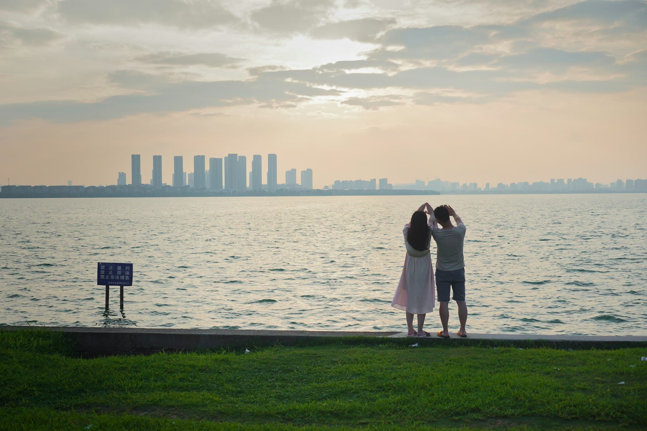 Couples' Guide to Melbourne: 20 Most Romantic Experiences to Share